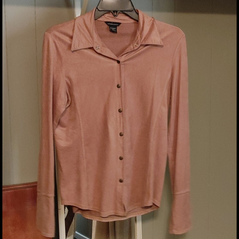 Snap Button Down Top - Picture 2 of 4